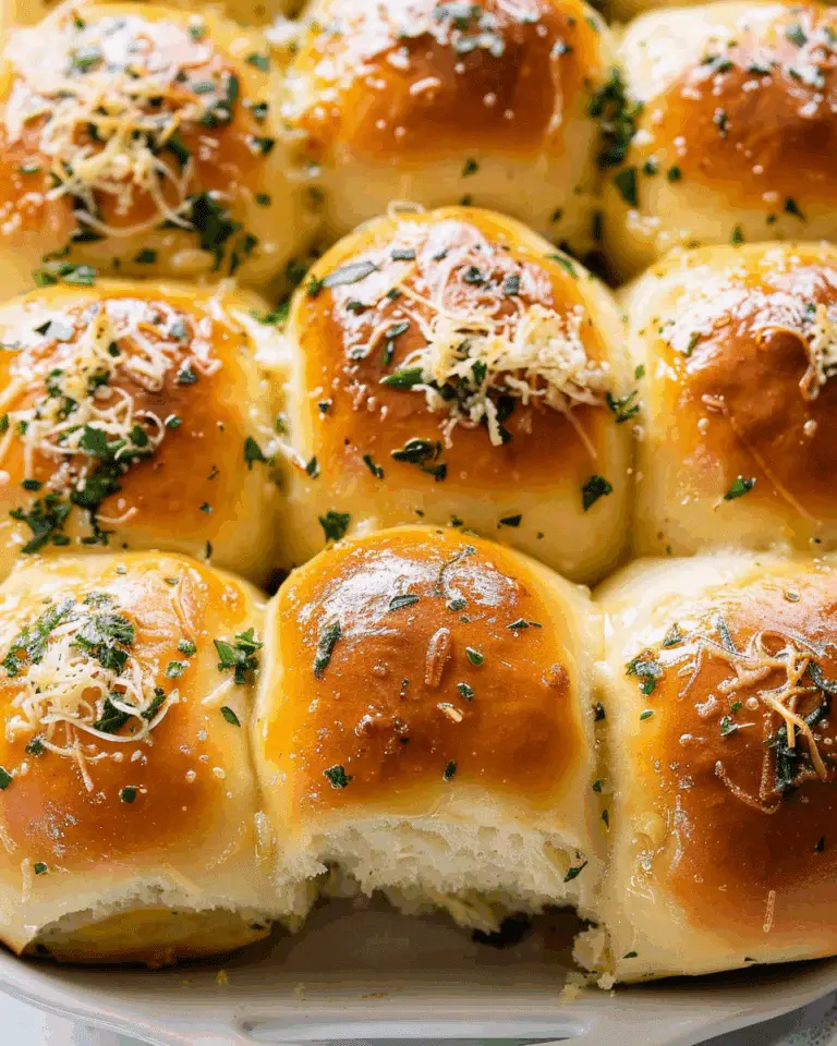 Easy Garlic Bread Rolls