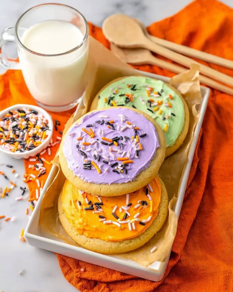 Copycat Lofthouse Sugar Cookies with Buttercream Frosting Recipe